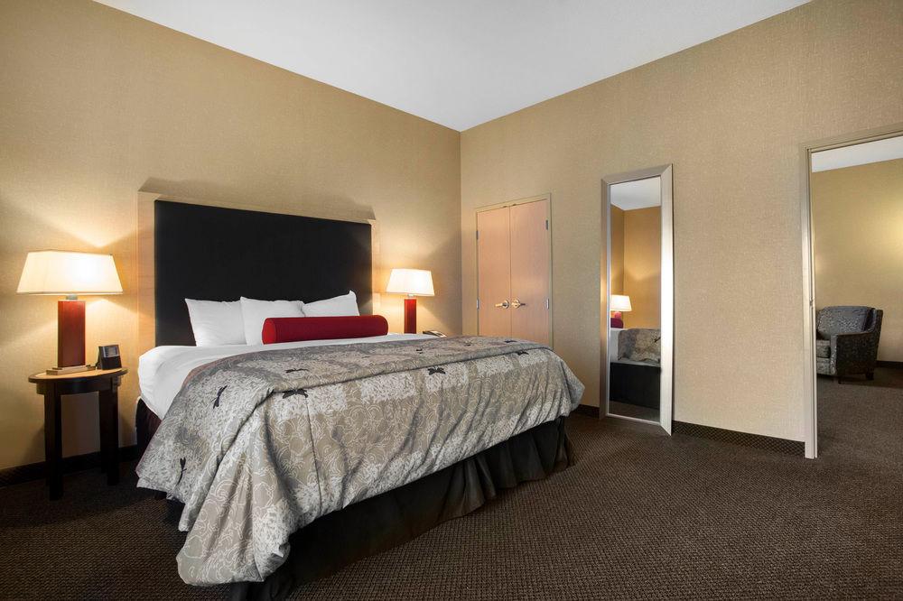 Springhill Suites By Marriott Roanoke Exterior foto